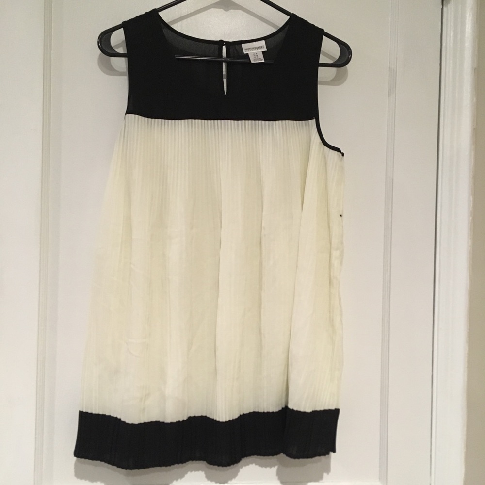 Motherhood Maternity pleated top